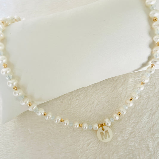 Collar Perlas Inicial